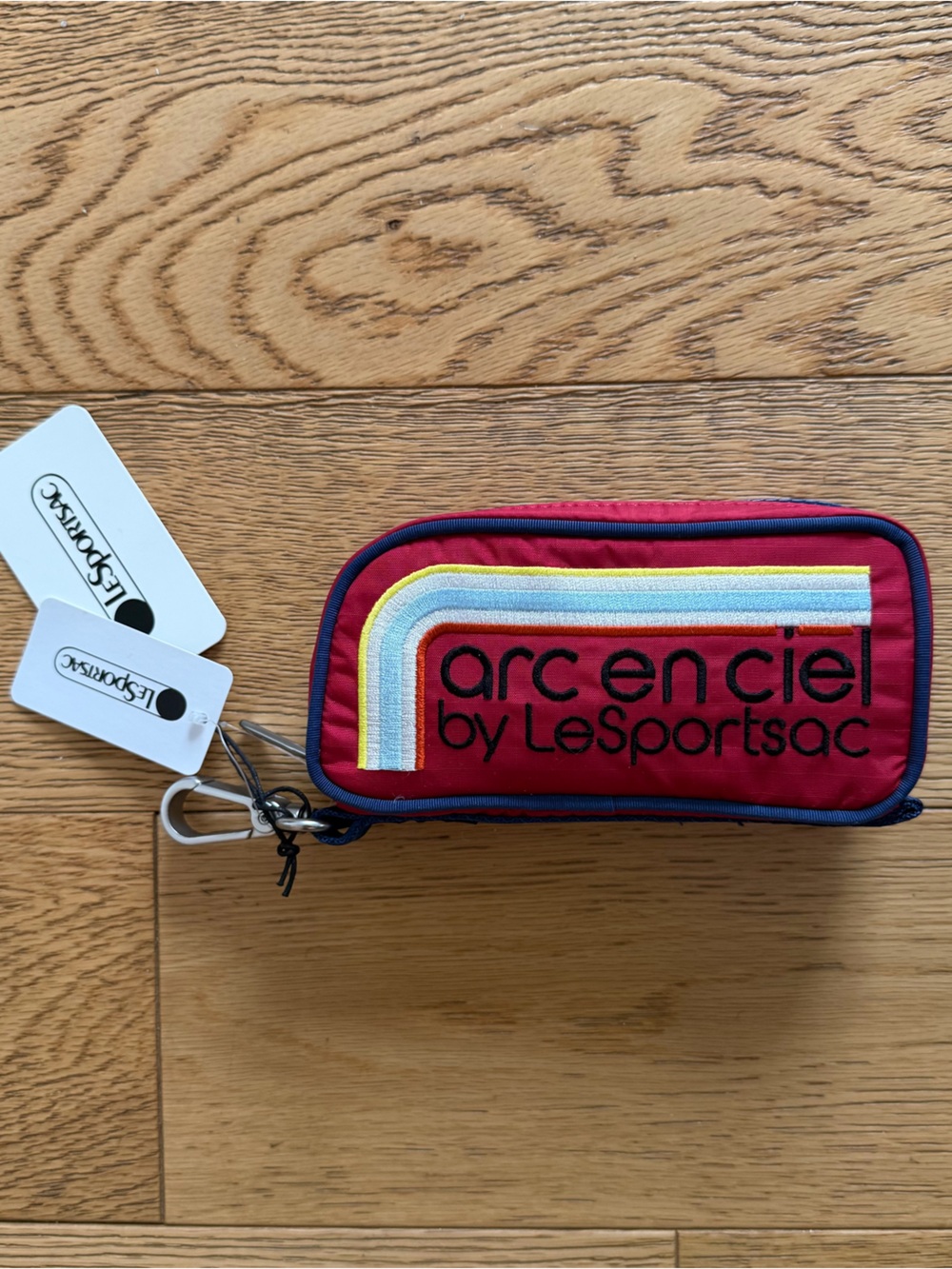 LeSportsac Red 'arc en ciel' Pouch Rainbow Stripe Retro Vintage Nylon